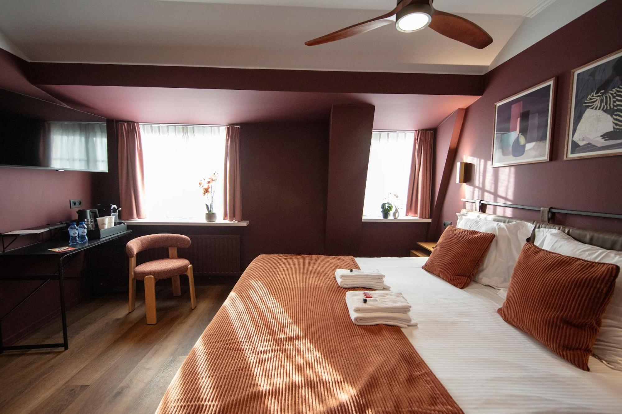 Gillis Eight By Romy&Travis Hotel Bruges Exterior photo
